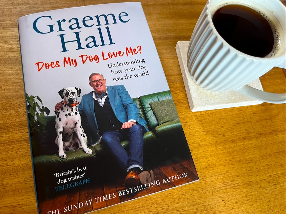 Does My Dog Love Me Book by Graeme Hall