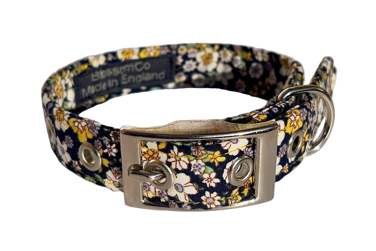 The Agnes floral fabric dog collar handmade by BlossomCo in the UK.