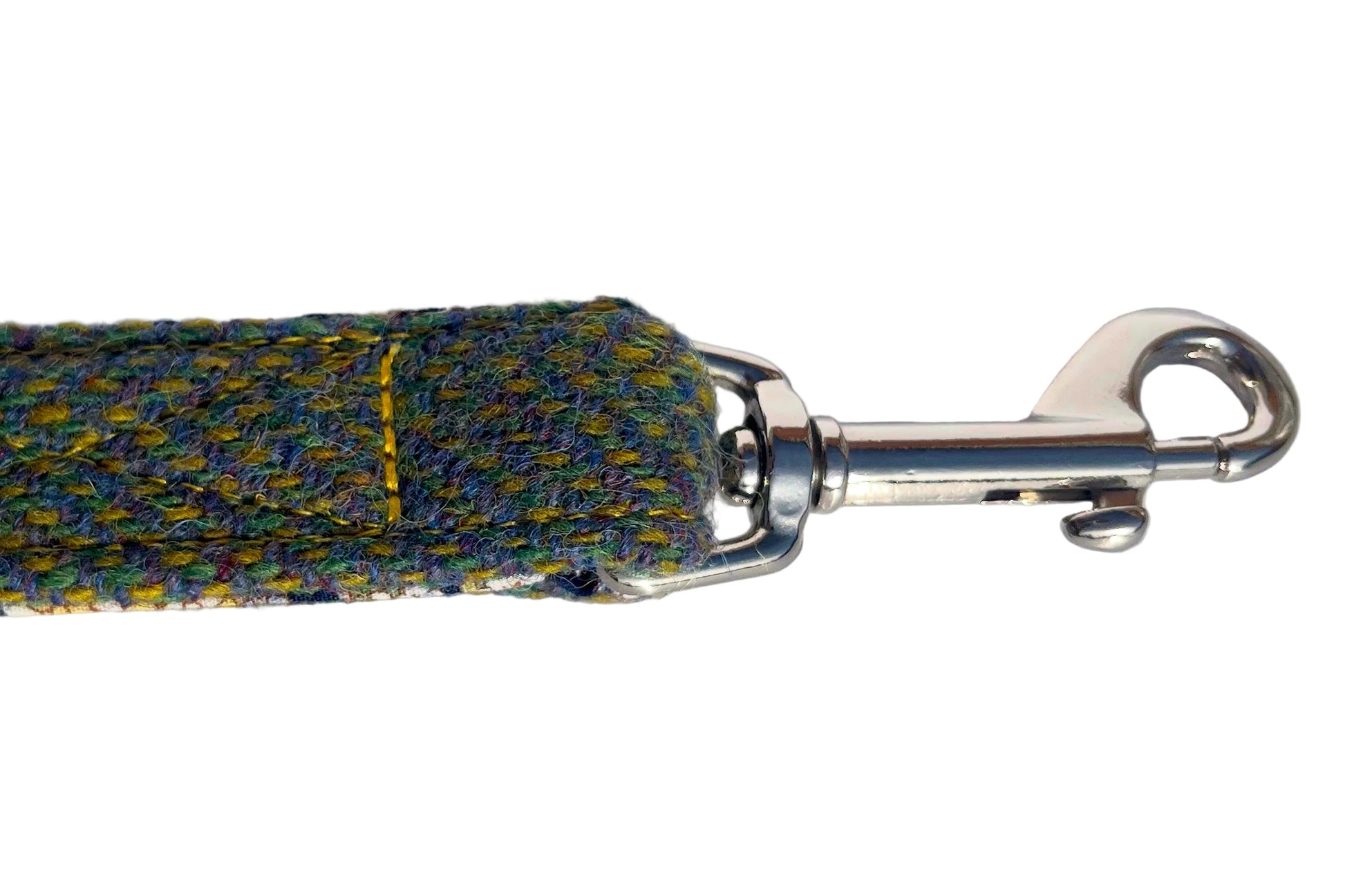 Harris Tweed dog lead hook detail on the Orosay dog lead by BlossomCo