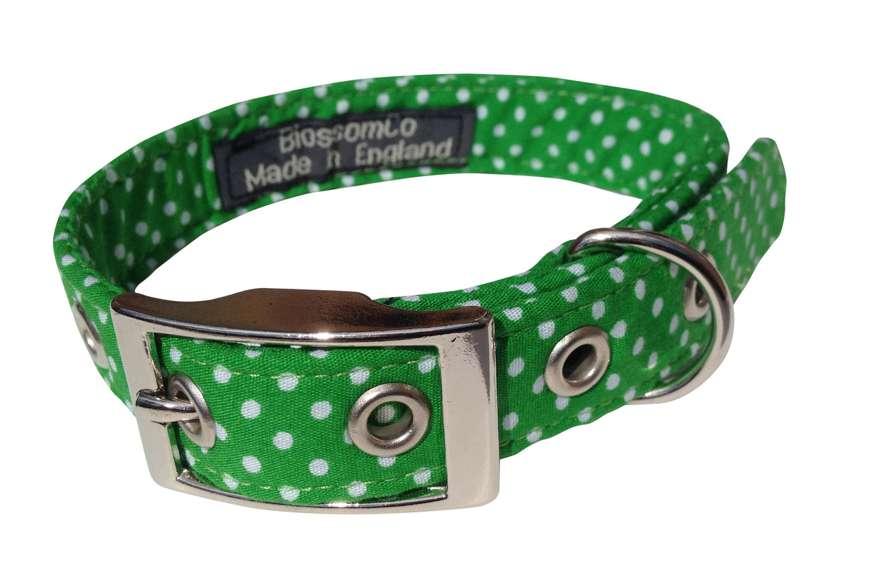 deep green dog collar handmade by BlossomCo in soft fabric