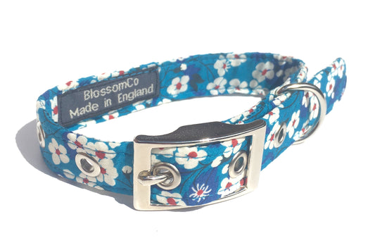 Handmade Liberty print dog collar in Mitsi design