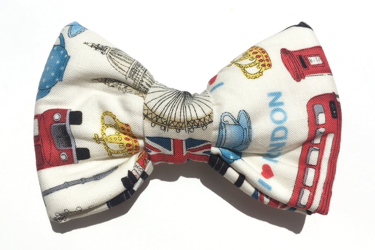 Dog Bow tie with London Landmarks pattern